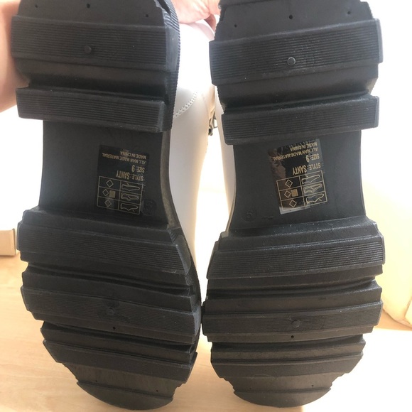 BRAND NEW Yoki Boots🤍 - Picture 5 of 8